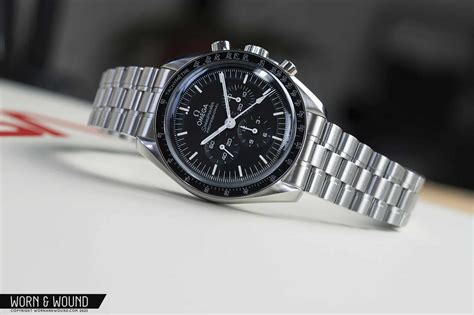 omega speedmaster 38 thickness|omega speedmaster professional lug to.